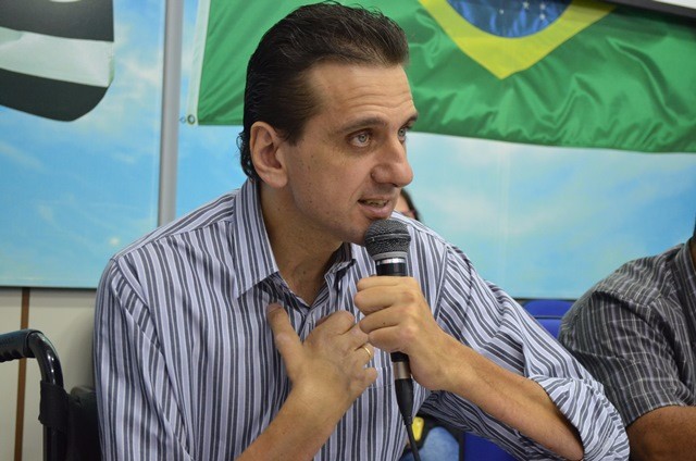 20171213_FOTO - Câmara aprova projeto para afixação de cartazes com prazo de validade a vencer
